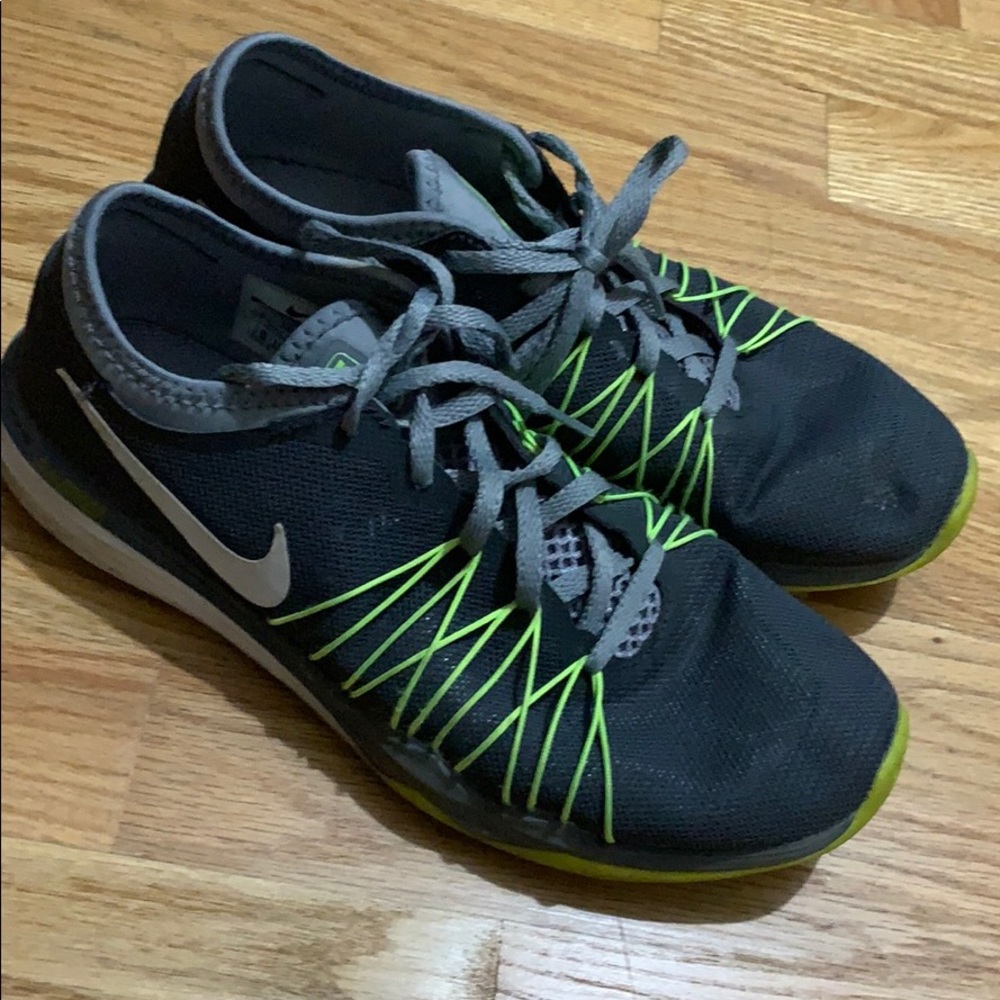 Nike womens sneakers